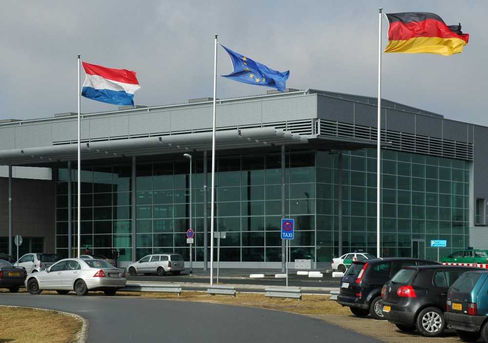 Airport Weeze - Flughafen Niederrhein GmbH